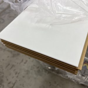 MDF sisustuspaneeli, SMART valkoinen 8x195x2070mm STP-0 9€/m2